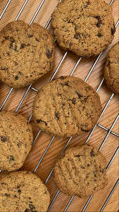 Mums Almond and Choc Chip Cookies